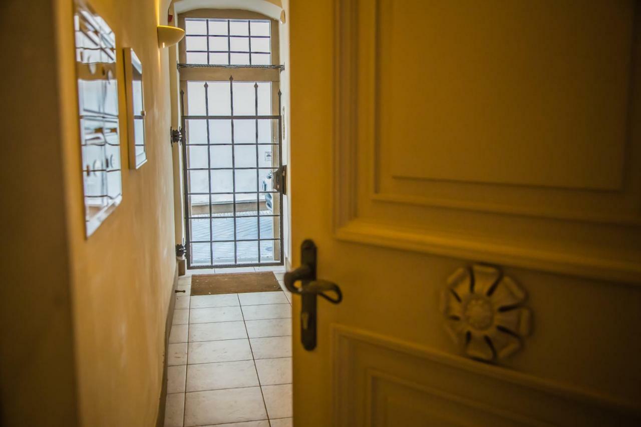 President Boutique Apartment Брно Экстерьер фото